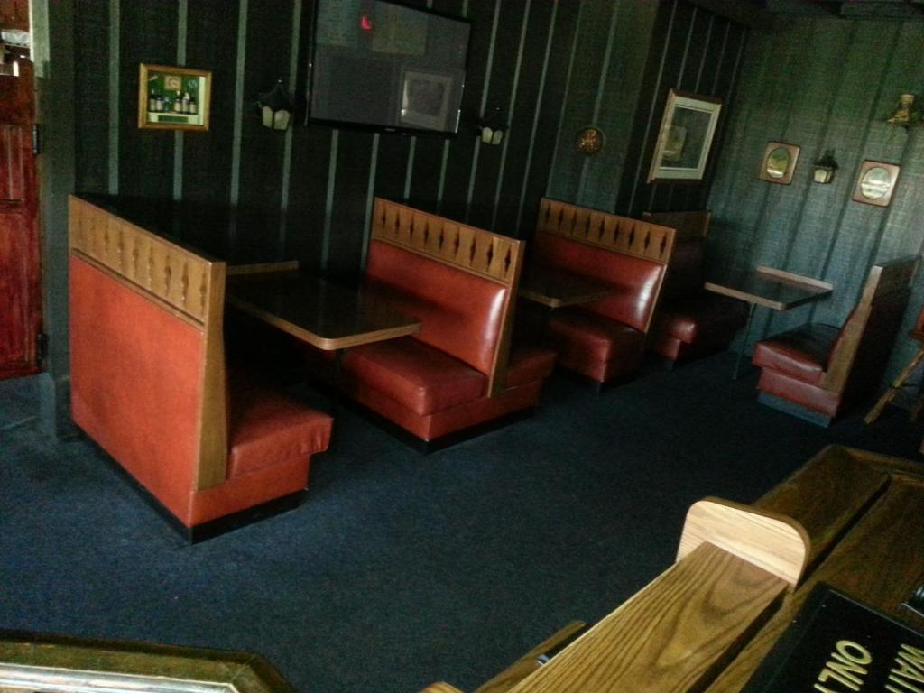 Old Towne Motel Westby Bagian luar foto